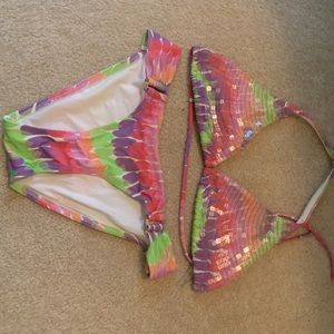Bathing suit